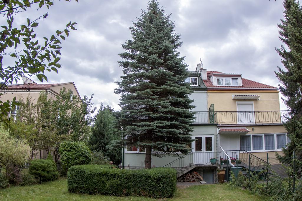 ורשה Wilanowska Hostel מראה חיצוני תמונה